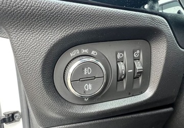 Opel Corsa F CORSA-e e 136KM 2022 Opel Corsa Elektryk Radio Kamera Tempomat Sensor Klimatyzacja Elektryczny, zdjęcie 12