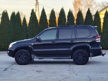 Toyota Land Cruiser IV 2006 Toyota Land Cruiser 3.0d4d napedy dvd w podsufitce zabezpieczon antykorozy, zdjęcie 4