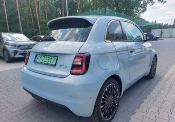 Fiat 2022 Fiat 500e 500 31 42 kWh La Prima by Bocelli Elektryczny 118KM, zdjęcie 4