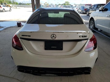 Mercedes Klasa C W205 2019 Mercedes-Benz Klasa C 63 AMG 2019 4.0l 4.0 Benzyna 469KM, zdjęcie 2