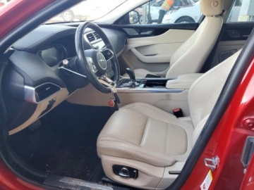 Jaguar XE 2020 Jaguar XE S 2020 2.0 Benzyna 296KM, zdjęcie 7