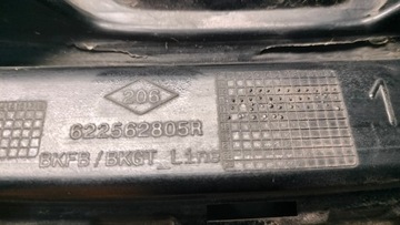 РЕШЕТКА RENAULT MEGANE IV 622562805R