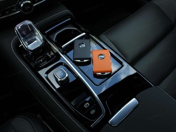 Volvo V60 II  2025 VOLVO V60 T6 AWD Plug-In Hybrid Plus Dark Combi (398 KM) 2025, zdjęcie 11