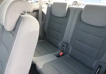 Volkswagen Touran II 1.2 105KM 2011 Volkswagen Touran 6-Biegow Tempomat Czujniki Parkowania Grzane Fotele 7-Os, zdjęcie 11