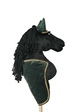 ŚWIĄTECZNY ZESTAW DLA HOBBY HORSE A3: DERKA I NAUSZNIKI - ZIELONY, LAMÓWKA