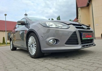 Ford Focus III Kombi 2.0 Duratorq TDCi DPF 140KM 2011 Ford Focus Zarejestrowany - automat - 2,0 - 140 KM 2.0 Diesel 140KM, zdjęcie 5