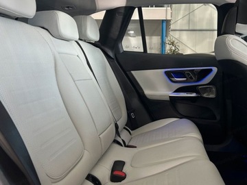 Mercedes GLC C254/X254 Coupe 2.0 220d 197KM 2026 MERCEDES-BENZ GLC 220 d 4-Matic AMG Line Suv 197KM 2026, zdjęcie 12