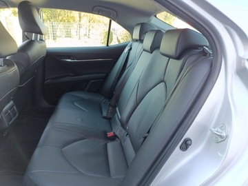 Toyota Camry IX Sedan 2.5 Hybrid Dynamic Force 218KM 2019 Toyota Camry 2.5 Hybrid Comfort CVT 2.5 Hybrid Com, zdjęcie 11