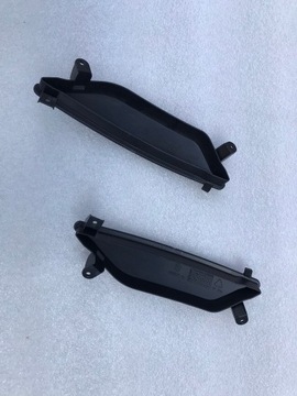 Piaggio MP3 08-13 zaślepka nadkole błotnik prawa