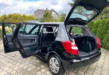 Skoda Fabia II Hatchback Facelifting 1.2 TDI CR DPF 75KM 2011 Skoda Fabia 1.2 turbo diesel 1 wlasciciel 100 serwisowany 1.2 75KM, zdjęcie 27