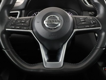 Nissan Qashqai II Crossover 1.2 DIG-T 115KM 2017 Nissan Qashqai automat skóra panorama klima auto, zdjęcie 20
