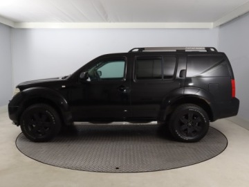 Nissan Pathfinder III Terenowy 2.5 DTi 4WD 174KM 2005 Nissan Pathfinder 2.5 dCi , 171 KM, 4X4, zdjęcie 2