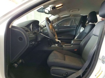 Chrysler 300C II 2023 Chrysler 300 Touring 2023 3.6 Benzyna 292KM, zdjęcie 7