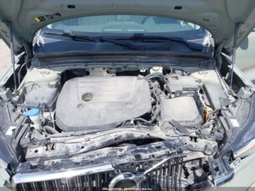 Volvo XC40 2023 Volvo XC 40 B5 Plus Bright Theme 2023 2.0l 2.0 Benzyna 247KM, zdjęcie 9