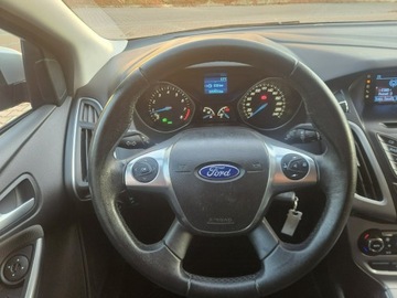 Ford Focus III Hatchback 5d 1.6 Duratec 125KM 2013 Ford Focus 1.6i (125PS) KlimaTronik, Elektryka,, zdjęcie 25