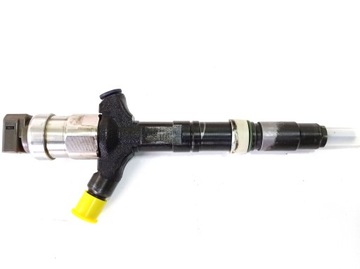 WTRYSKIWACZ-E 23670-30010 23670-39015 DENSO TOYOTA