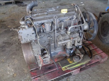 DEUTZ BF4M 1012E 4-цилиндровый дизельный двигатель