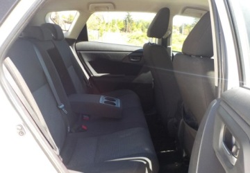 Toyota Auris II 2014 Toyota Auris Okazja 1.8 Hybryda 100KM, zdjęcie 16