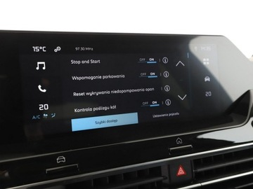 Citroen C4 III SUV 1.2 PureTech 130KM 2023 Citroen C4 automat kamera FullLED tempomat, zdjęcie 25