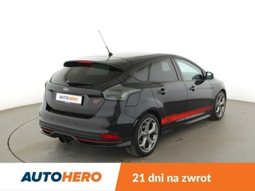 Ford Focus III ST 2.0 EcoBoost 250KM 2017 Ford Focus skóra bi-xenon navi Sync3 grzane, zdjęcie 6