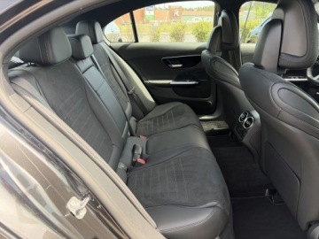 Mercedes Klasa C W206 Limuzyna 1.5 180 170KM 2025 Mercedes-Benz C 180, zdjęcie 13