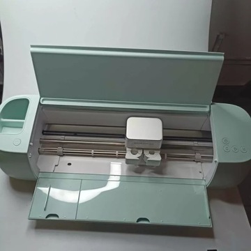 CRICUT EXPLORE 3 ПЛОТТЕР