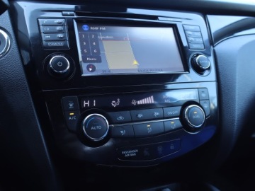 Nissan Qashqai II Crossover 1.6 dCi 130KM 2016 Nissan Qashqai 1.6 dCi, Salon Polska, 4X4, Skóra, zdjęcie 11