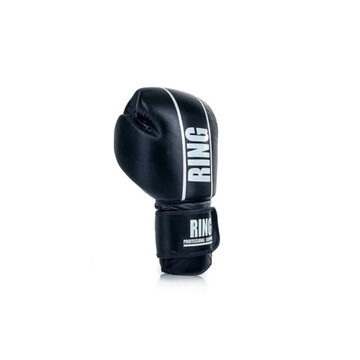 Черные кожаные боксерские перчатки для соревнований.