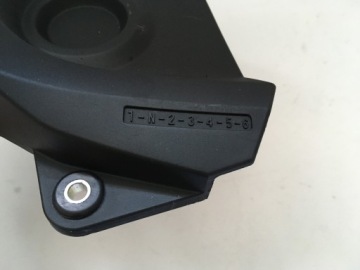 YAMAHA MT-09 900 RN43 Крышка звездочки Крышка