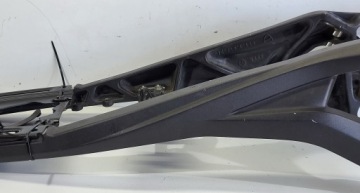 Задняя стойка рамы Ducati Monster 796 696 1100 2010+r 47130132C 47130122C