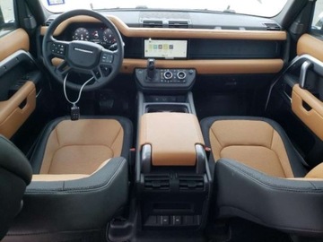 Land Rover Defender IV (L663) 2024 Land Rover Defender x-dynamic se, 2024r., 4x4, 3.0L 3.0 Benzyna 395KM, zdjęcie 6