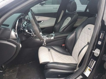 Mercedes Klasa C W205 2019 Mercedes-Benz Klasa C 63 AMG-S 2019 4.0l 4.0 Benzyna 503KM, zdjęcie 7