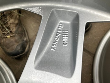 RÁFKY HLINÍK 18 OPEL VECTRA C SIGNUM ZAFIRA B ASTRA H CORSA MERIVA