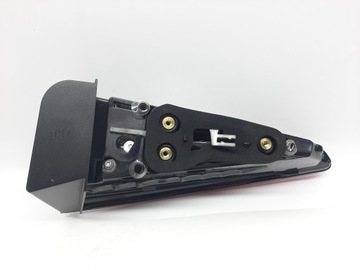 SKODA ENYAQ (2020-) SVĚTLO ZADNÍ PRAVÁ 5LG945308