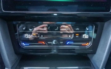 Volkswagen Arteon Fastback Facelifting 2.0 TSI 190KM 2022 Volkswagen Arteon Volkswagen Arteon R-line 2.0TSI Shooting Brake DSG 2.0, zdjęcie 21