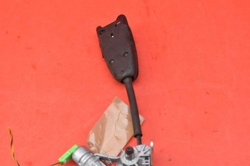 РЕМЕНЬ КРЕПЛЕНИЯ ЛЕВЫЙ ПЕРЕДНИЙ OPEL CORSA D 07R