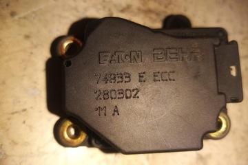 MOTOREK KRYT KOLEKTORU VOLVO XC90 I 74933 2004