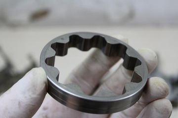 BMW R1100 GS R259 POMPA OLEJU OLEJOWA 1340292