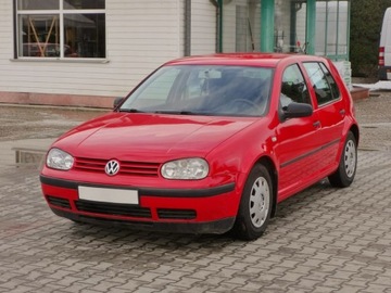 Volkswagen Golf IV 2001 Volkswagen Golf WSPOMAGANIE, KOŁA ZIMOWE, zdjęcie 1