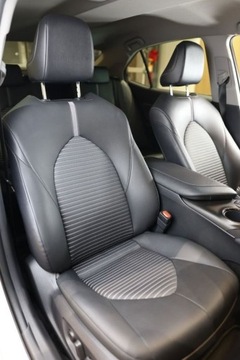 Toyota Camry IX Sedan 2.5 Hybrid Dynamic Force 218KM 2023 Toyota Camry 2.5 Hybrid Prestige CVT 2.5 Hybryda 218KM, zdjęcie 18