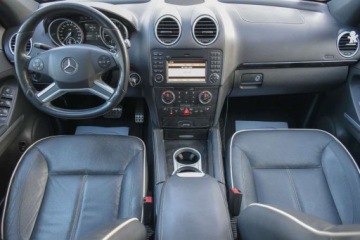 Mercedes Klasa M W164 Off-roader Facelifting 3.0 V6 (300 CDI BlueEFFICIENCY) 204KM 2011 Mercedes-Benz ML MERCEDES ML 300 CDI 4-MATIC GRAND-EDITION Xenon Skory Gwa, zdjęcie 16