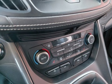 Ford Kuga II SUV Facelifting 1.5 TDCi 120KM 2017 Ford Kuga VIGNALE Full LED El.fotele Kamera Elektryka Tempomat Sensor Alu, zdjęcie 19