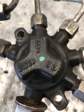 РАСПРЕДЕЛИТЕЛЬ ТОПЛИВА 1.5 DCI K9KF830 RENAULT SCENIC III 8200584034