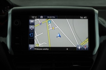 Peugeot 2008 I SUV Facelifting 1.2 PureTech 110KM 2017 Peugeot 2008 1.2 PureTech, Salon Polska, zdjęcie 9