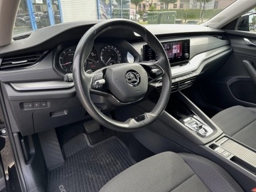 Skoda Octavia IV Liftback 1.5 TSI EVO 150KM 2021 Skoda Octavia 1.5 TSI 150KM Ambition DSG, Salon PL, zdjęcie 11