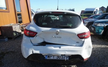 Renault Clio IV Hatchback 5d ENERGY dCi 90KM 2015 Renault Clio 2015r, 1.5DCI, Uszkodzony tyl i delikatnie przod. Jezdzi, zdjęcie 16