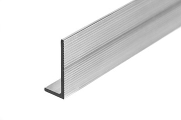 Kątownik aluminiowy ryflowany 50x20x3,5mm 1m