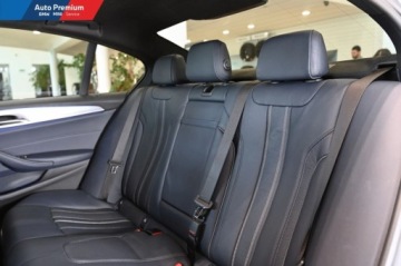 BMW Seria 5 G30-G31 Limuzyna 540i 340KM 2018 BMW Seria 5 540i xDriveFV23Hak HolowniczyAdaptacyjne Reflektory LED 3.0, zdjęcie 18