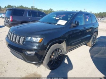 Jeep Grand Cherokee IV 2018 Jeep Grand Cherokee 2018 JEEP GRAND CHEROKEE ALTITUDE 4X2 3.6 Benzyna 293KM, zdjęcie 3