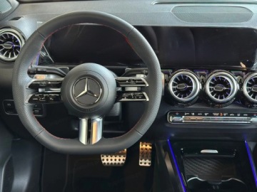 Mercedes GLB SUV 1.3 200 163KM 2025 MERCEDES-BENZ GLB 200 AMG Line Suv 1.3 (163KM) 2025, zdjęcie 7